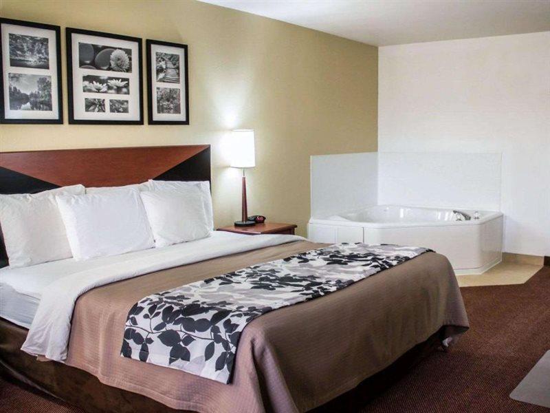 Quality Inn & Suites Чемберсберг Экстерьер фото