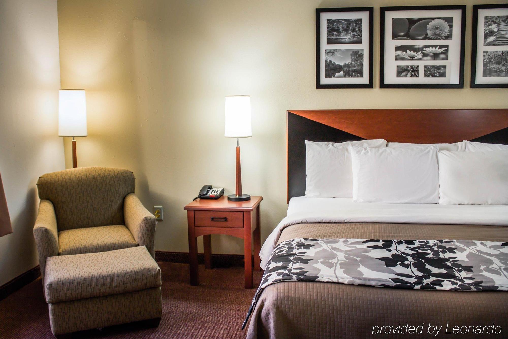 Quality Inn & Suites Чемберсберг Экстерьер фото
